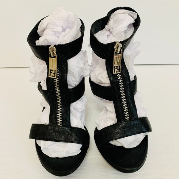 FENDI CAGE LEATHER STRAPPY HIGH HEELS SANDALS MADE IN ITALY - Picture 2 of 11